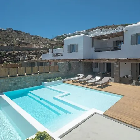 The Mykonist Seaside Villas & Suites Ornos By Amaris Hébergement de vacances *