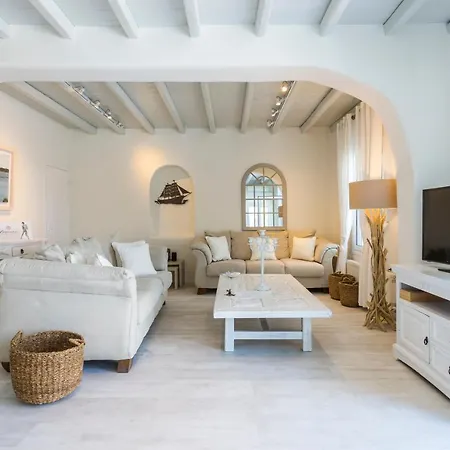Tatil Evi The Mykonist Seaside Villas & Suites Ornos By Amaris