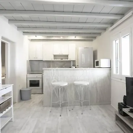 The Mykonist Seaside Villas & Suites Ornos By Amaris *