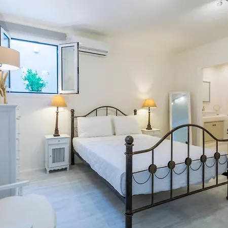 The Mykonist Seaside Villas & Suites Ornos By Amaris Tatil Evi *